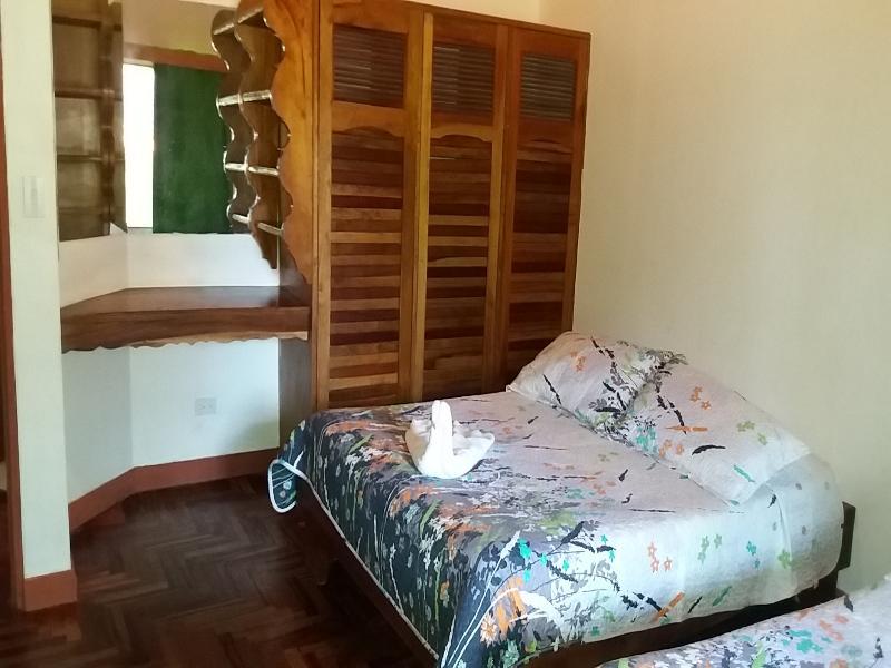 Hostel Villa Verde モンテベルデ エクステリア 写真