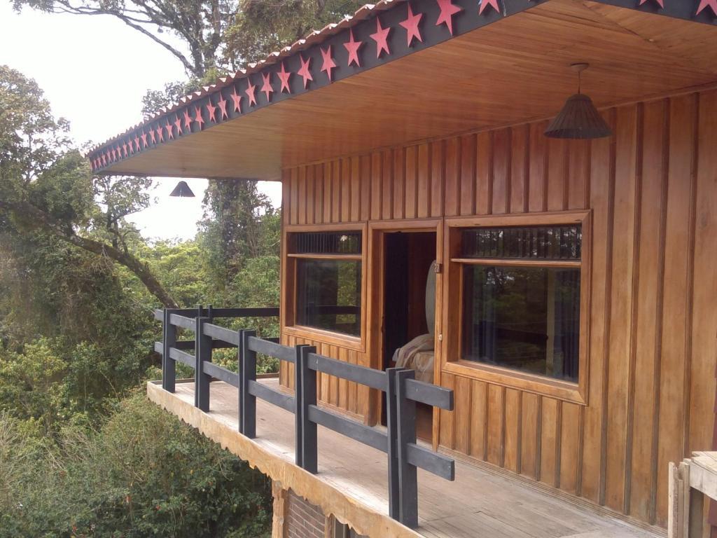 Hostel Villa Verde モンテベルデ エクステリア 写真